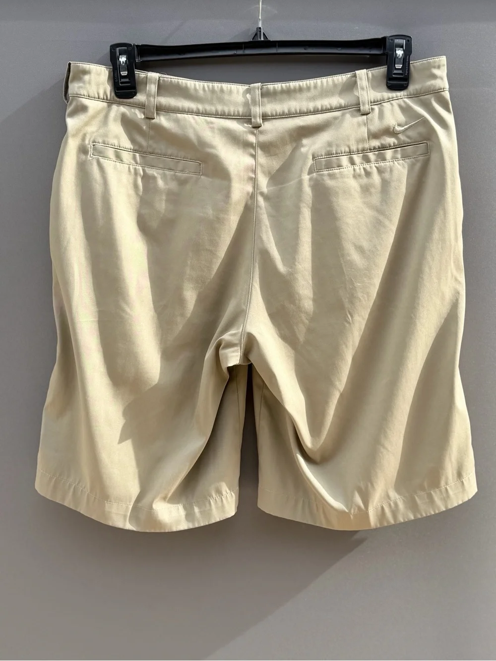 Nike Men’s Golf/Performance Shorts – 34W – Light Beige/Tan